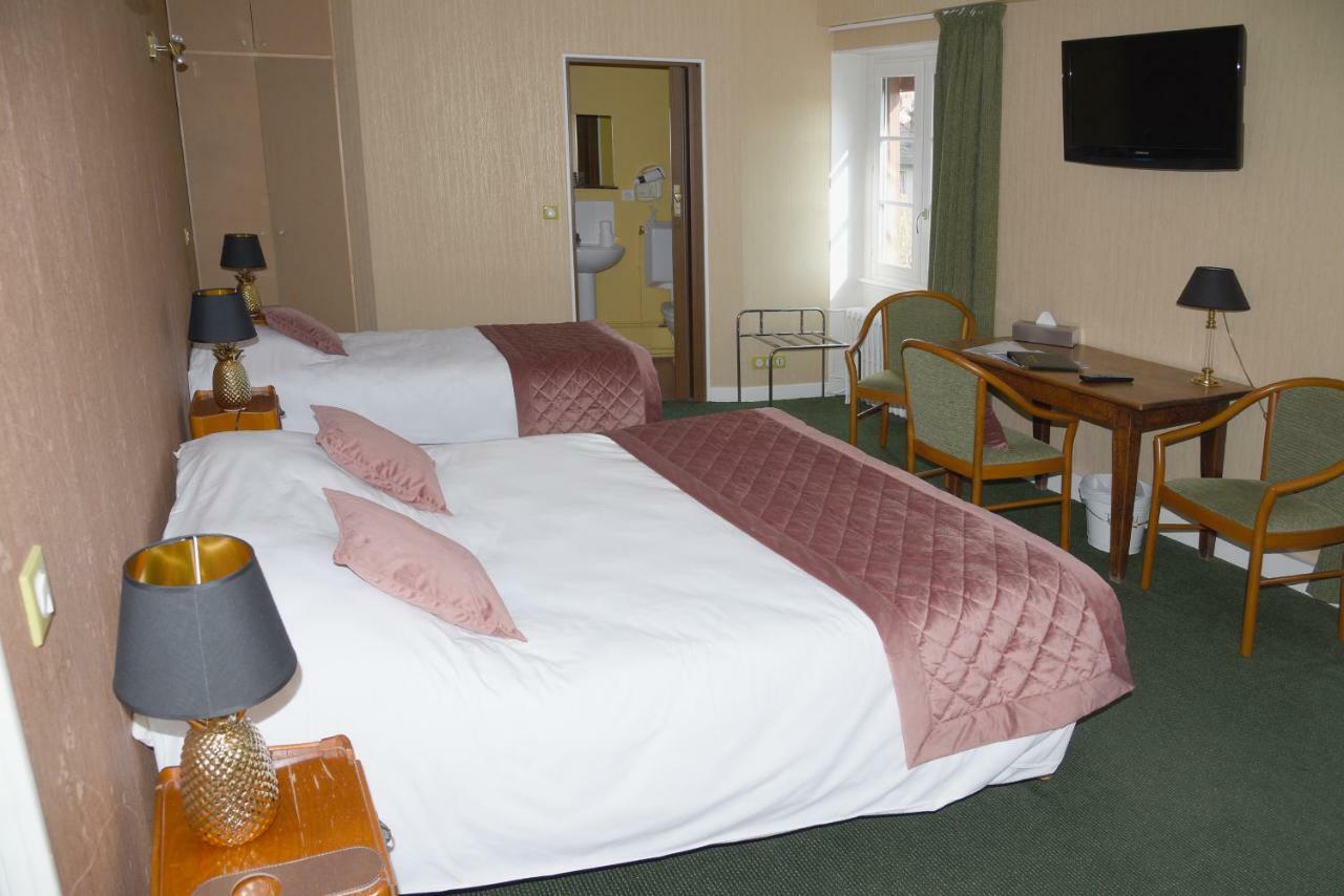 Hotel Le Baron Crémieu Zewnętrze zdjęcie